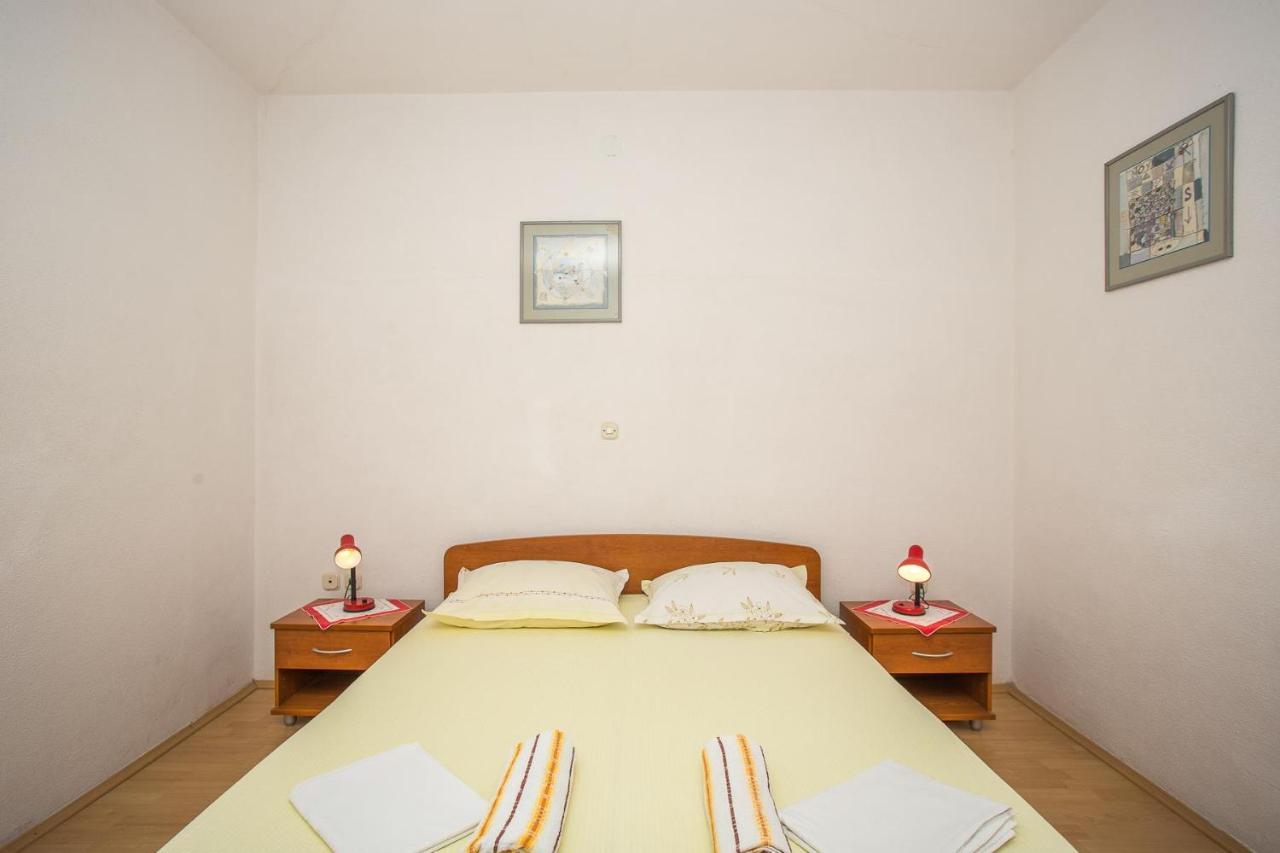 Apartments Nuic 748 Makarska Exterior foto