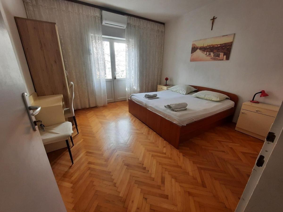 Apartments Nuic 748 Makarska Exterior foto